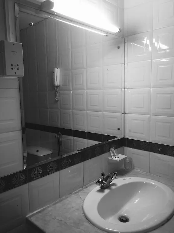 Gold Plaza Guest House Dubai